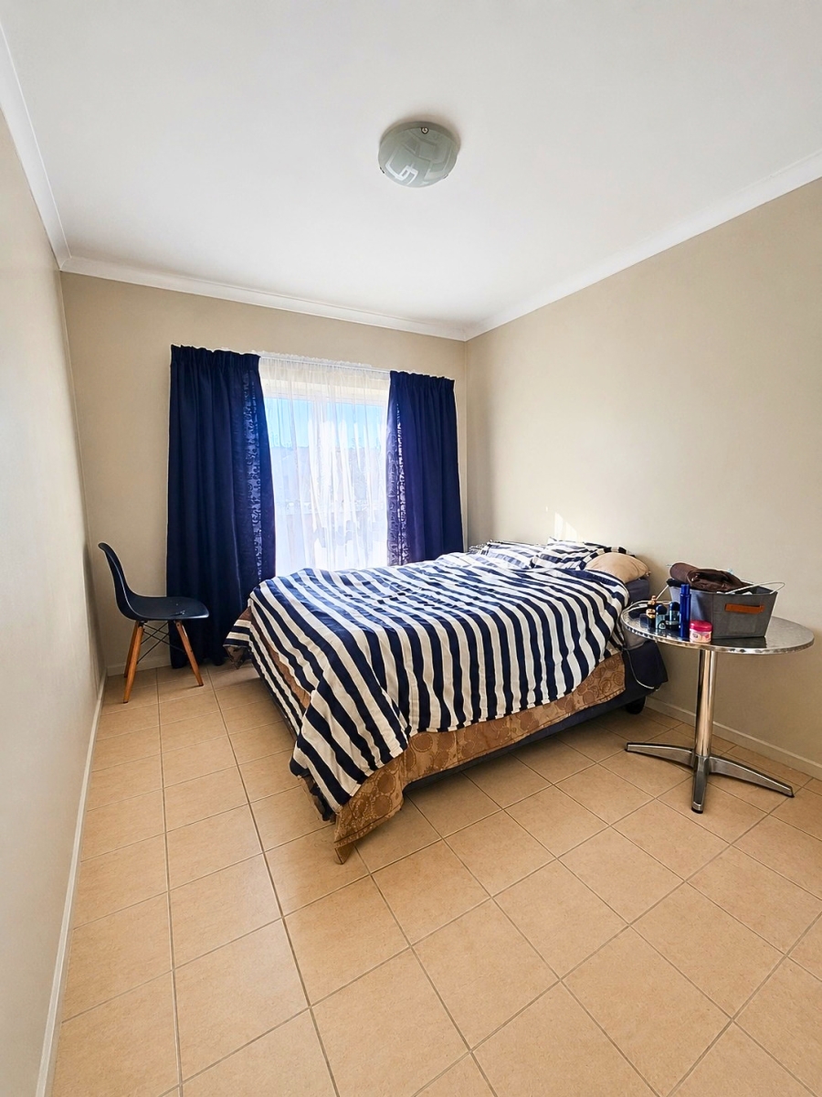 To Let 2 Bedroom Property for Rent in Viking Village Western Cape